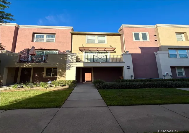Homes for sale in Compton, CA | 500 N Willowbrook, Compton, CA 90220