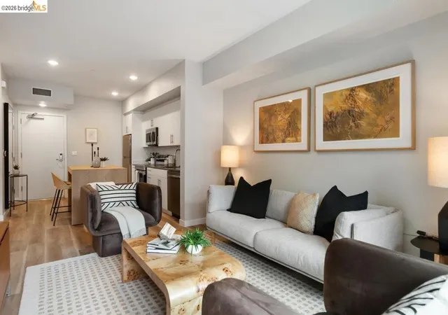 Homes for sale in Oakland, CA | 260 Brooklyn Basin Way #460, Oakland, CA 94606 | MLS# 41138241