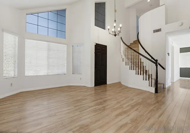 4th image of 39991 Falcon Way, Murrieta, CA 92562 | MLS# 260014368SD