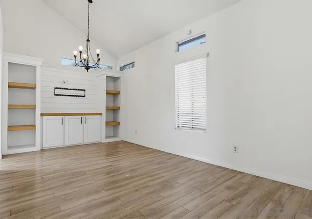 5th image of 39991 Falcon Way, Murrieta, CA 92562 | MLS# 260014368SD