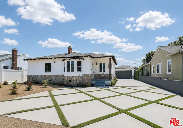2nd image of 8012 Irvine Ave, North Hollywood, CA 91605 | MLS# 26847105