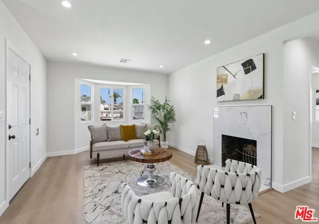 5th image of 8012 Irvine Ave, North Hollywood, CA 91605 | MLS# 26847105