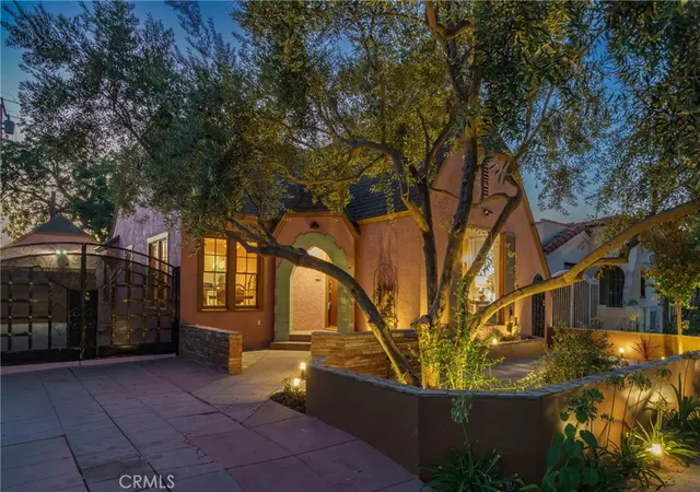 Photo 1 of Single family home for sale at 2015 San Francisco Ave, Long Beach, CA 90806 | MLS# RS26128997 | Listing updated on 2026-09-25