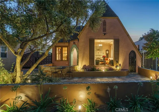 Photo 2 of Single family home for sale at 2015 San Francisco Ave, Long Beach, CA 90806 | MLS# RS26128997 | Listing updated on 2026-09-25
