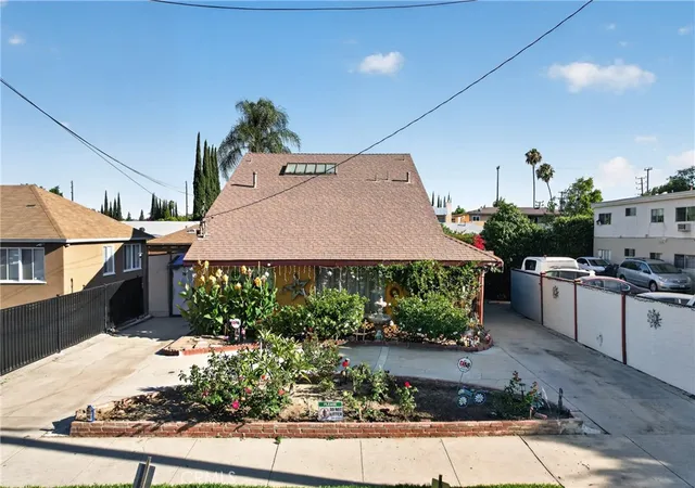 Single family home for sale at 16042 Kittridge, Van Nuys, CA 91406 | MLS# SR26129074