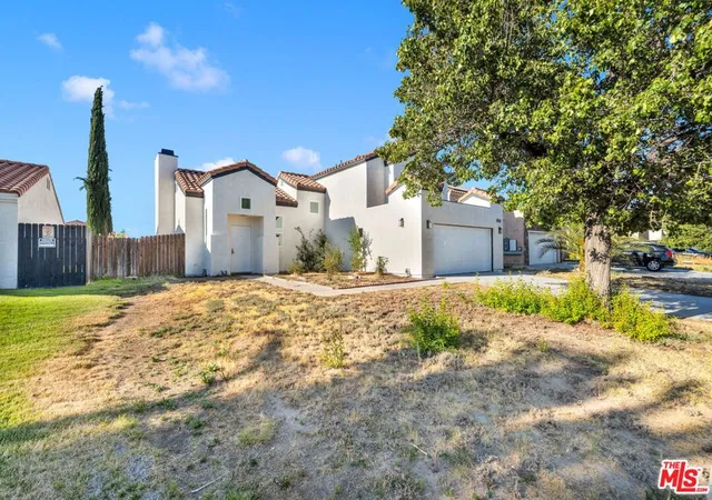 Homes for sale in Palmdale, CA | 3723 Hollowglen Dr, Palmdale, CA 93550 | MLS# 26846827