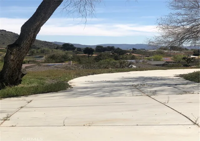 Photo 1 of Single family home for sale at 15492 Lenca, Apple Valley, CA 92307 | MLS# HD26129067 | Listing updated on 2026-10-01