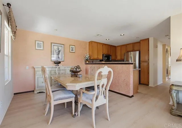 Listing Photo 5 - Condo for sale in building located at 14692 Via Fiesta, San Diego, CA 92127 - Unit #10