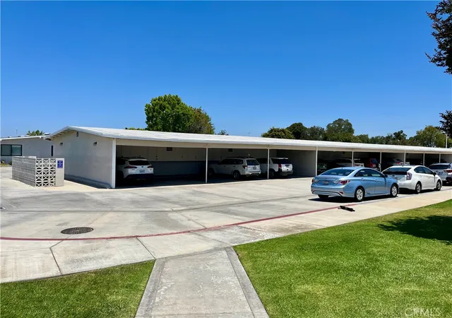 4th image of 14001 Thunderbird Dr, M2-4J, Seal Beach, CA 90740 | MLS# PW26128982