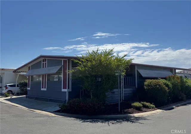 Photo 3 of Manufactured home for sale at 4000 Pierce #278, Riverside, CA 92505 | MLS# IG26129146 | Listing updated on 2026-06-26