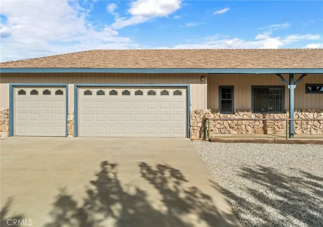 2nd image of 6535 Juniper Crest Rd, Santa Clarita, CA 91390 | MLS# SR26129163
