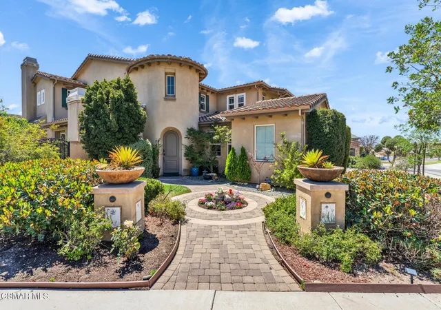 Photo 2 of Single family home for sale at 3936 Eagle Flight Dr, Simi Valley, CA 93065 | MLS# 226002786 | Listing updated on 2026-09-28