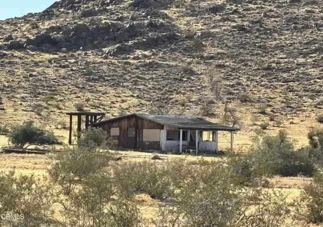 Homes for sale in Lucerne Valley, CA | 11726 Jasper Ave, Lucerne Valley, CA 92356 | MLS# P1-27610