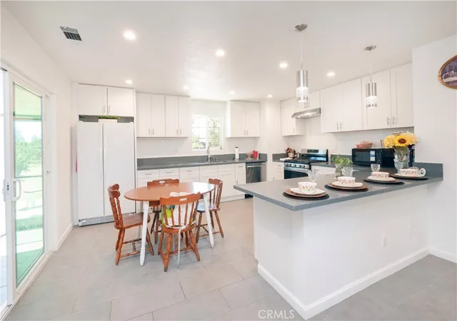 Photo 3 of Sale Pending at 10707 Redwood, Hesperia, CA 92345 | MLS# CV26127073 | Listing updated on 2026-09-21