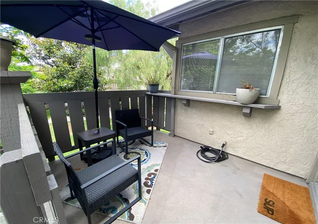 Photo 4 of Condo for sale at 136 Echo Run, Irvine, CA 92614 | MLS# SB26122183 | Listing updated on 2026-09-25