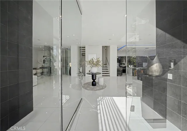 3rd image of 9459 Beverly Crest, Beverly Hills, CA 90210 | MLS# OC26129218