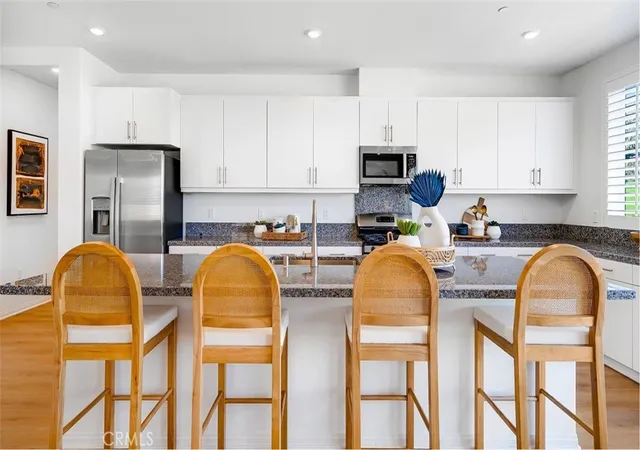 3rd image of 17646 Bassets St, Hesperia, CA 92345 | MLS# SW26129229