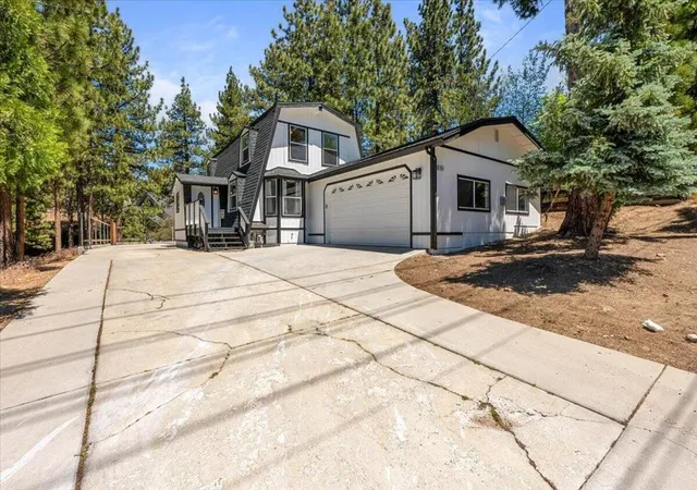 2nd image of 498 Division Dr, Big Bear City, CA 92314 | MLS# 219149173DA