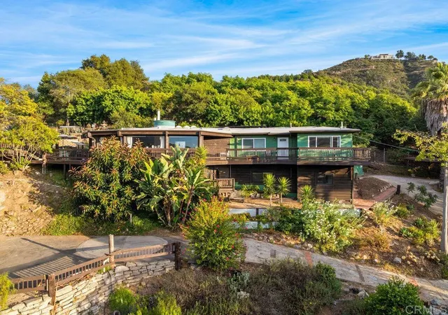 Photo 3 of Sale Pending at 2870 N Twin Oaks Valley Rd, San Marcos, CA 92069 | MLS# NDP2605716 | Listing updated on 2026-09-23