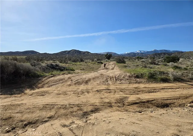 2nd image of 0 Snow Line Dr, Phelan, CA 92371 | MLS# RS26128957