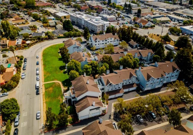 Homes for sale in Santa Cruz, CA | 41 Grandview St #805, Santa Cruz, CA 95060 | MLS# ML82050142