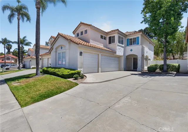 Homes for sale in Fallbrook, CA | 346 Arroyo, Fallbrook, CA 92028 | MLS# SW26128640