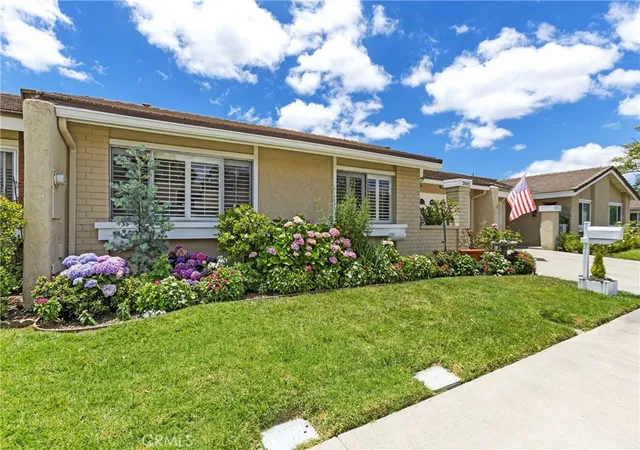 3rd image of 28142 Via Bello, Mission Viejo, CA 92692 | MLS# OC26117636