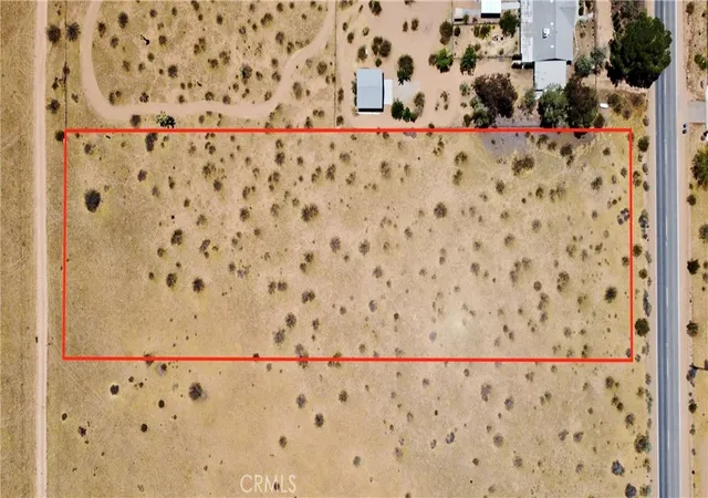 3rd image of 3 Cahuilla, Apple Valley, CA 92307 | MLS# IV26127429
