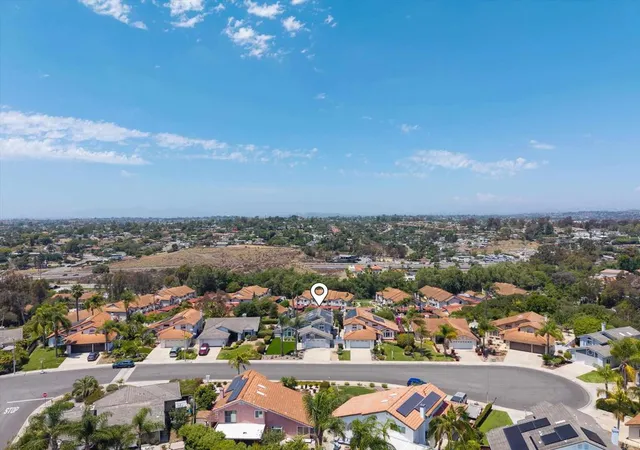 Homes for sale in Vista, CA | 538 Jobe Hill Dr, Vista, CA 92081 | MLS# NDP2605722
