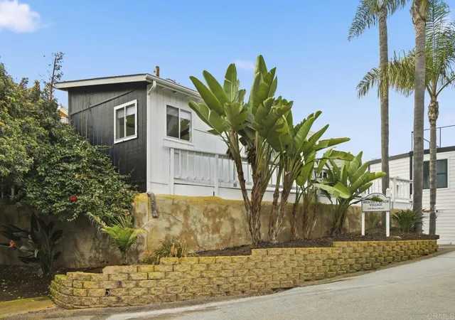 Photo 4 of Manufactured home for sale at 170 Diana St, Encinitas, CA 92024 | MLS# NDP2605721 | Listing updated on 2026-10-02