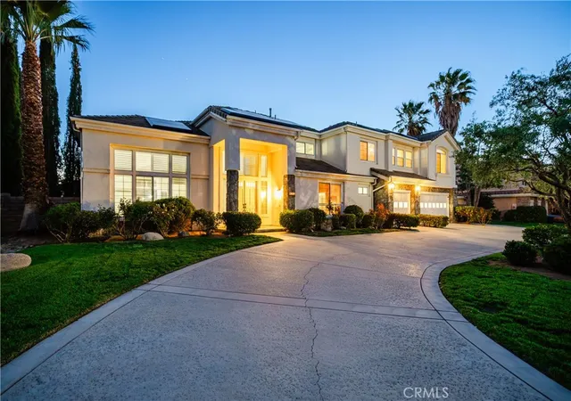 Photo 4 of Single family home for sale at 40113 Tesoro Ln, Palmdale, CA 93551 | MLS# SR26127432 | Listing updated on 2026-10-01