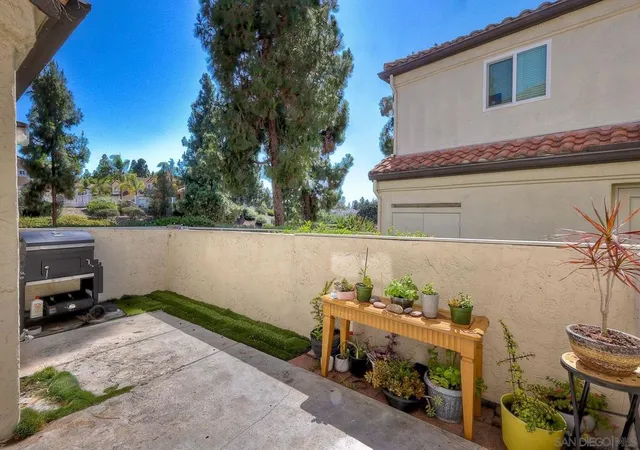 Photo 3 of Townhouse for sale at 770 Eastshore Ter #161, Chula Vista, CA 91913 | MLS# 260014422SD | Listing updated on 2026-06-24