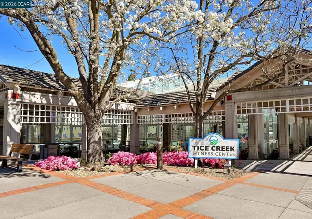 2nd image of 2217 Pine Knl Dr, Walnut Creek, CA 94595