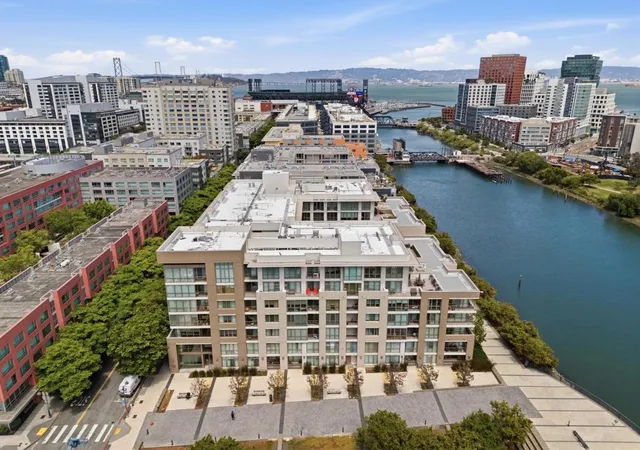 2nd image of 255 Berry St, San Francisco, CA 94158