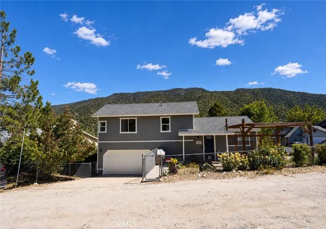 Homes for sale in Frazier Park, CA | 4412 Decator, Frazier Park, CA 93225 | MLS# SR26124007