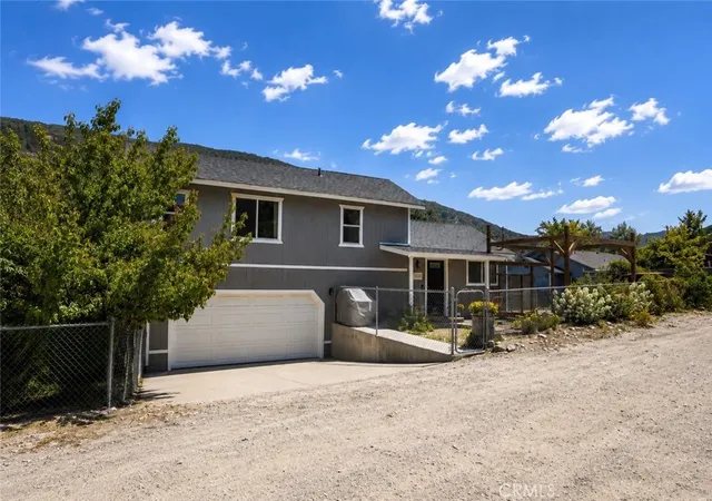 Homes for sale in Frazier Park, CA | 4412 Decator, Frazier Park, CA 93225 | MLS# SR26124007