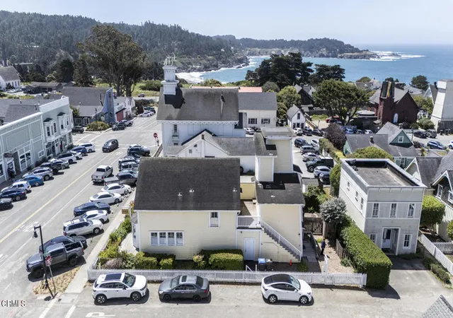 Homes for sale in Mendocino, CA | 10540 Lansing St, Mendocino, CA 95460 | MLS# C1-11427