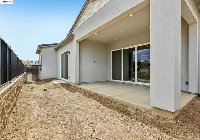 25th image of 1095 Riverbend Dr, Brentwood, CA 94513 | MLS# 41138312