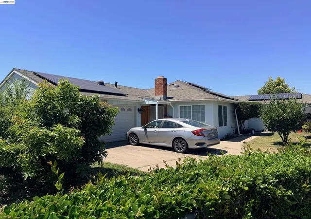 Photo 2 of Single family home for sale at 2719 Xavier, East Palo Alto, CA 94303 | MLS# 41138313 | Listing updated on 2026-09-24
