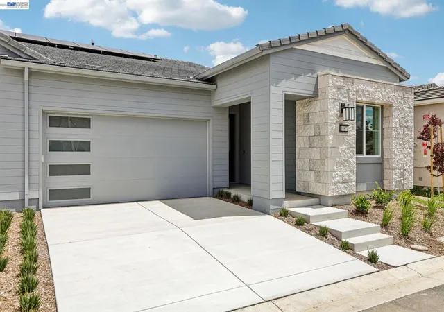 2nd image of 1087 Riverbend Dr, Brentwood, CA 94513 | MLS# 41138315