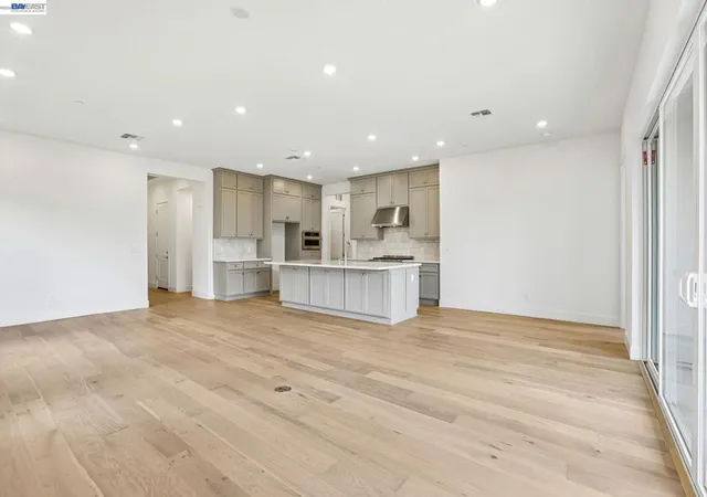 4th image of 1087 Riverbend Dr, Brentwood, CA 94513 | MLS# 41138315
