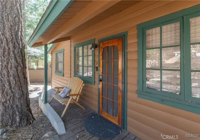 Photo 3 of Single family home for sale at 796 Silver Tip Dr, Big Bear Lake, CA 92315 | MLS# IG26125858 | Listing updated on 2026-09-02