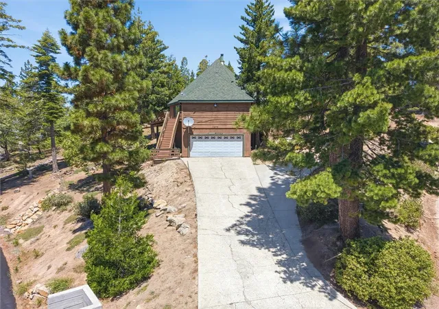 Homes for sale in Yosemite, CA | 7273 Yosemite Park, Yosemite, CA 95389 | MLS# FR26129448