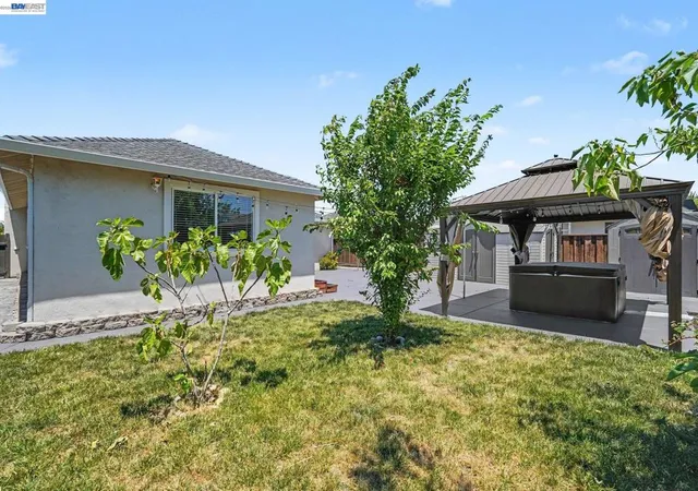 Homes for sale in San Leandro, CA | 1598 Beechwood Ave, San Leandro, CA 94579 | MLS# 41138319