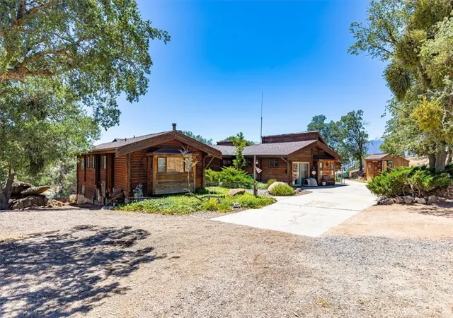 Homes for sale in Tehachapi, CA | 24087 Clover Spring, Tehachapi, CA 93561 | MLS# HD26129464