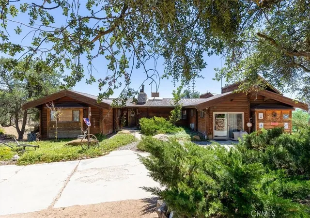 Homes for sale in Tehachapi, CA | 24087 Clover Spring, Tehachapi, CA 93561 | MLS# HD26129464