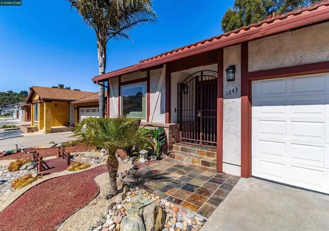 5th image of 1243 Fairway Dr, El Sobrante, CA 94803 | MLS# 41138324
