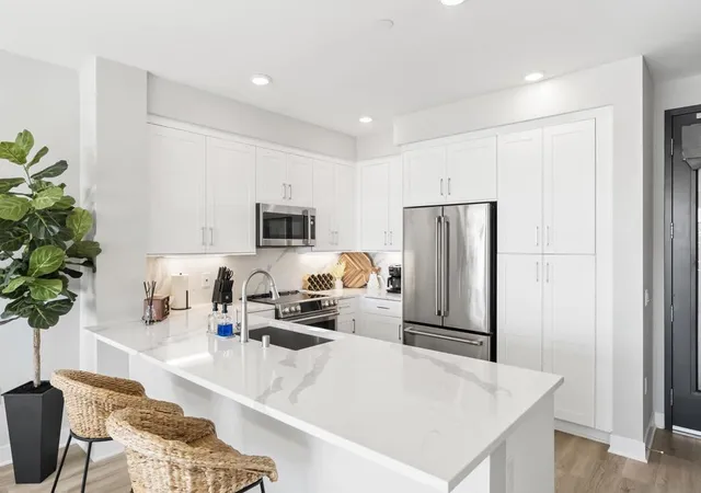 Listing Photo 5 - Condo for sale in building located at 1105 S Cleveland, Oceanside, CA 92054 - Unit #206