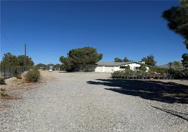 Single family home for sale at 9181 Visalia, Lucerne Valley, CA 92356 | MLS# IG26129145