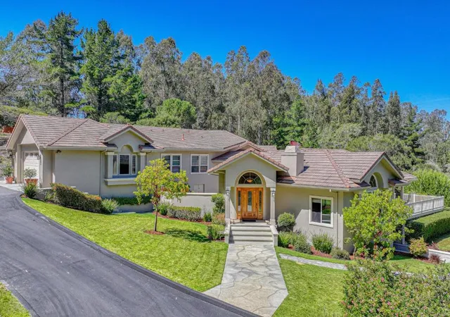 1st image of 17650 Olson Pl, Salinas, CA 93907 | MLS# ML82051037